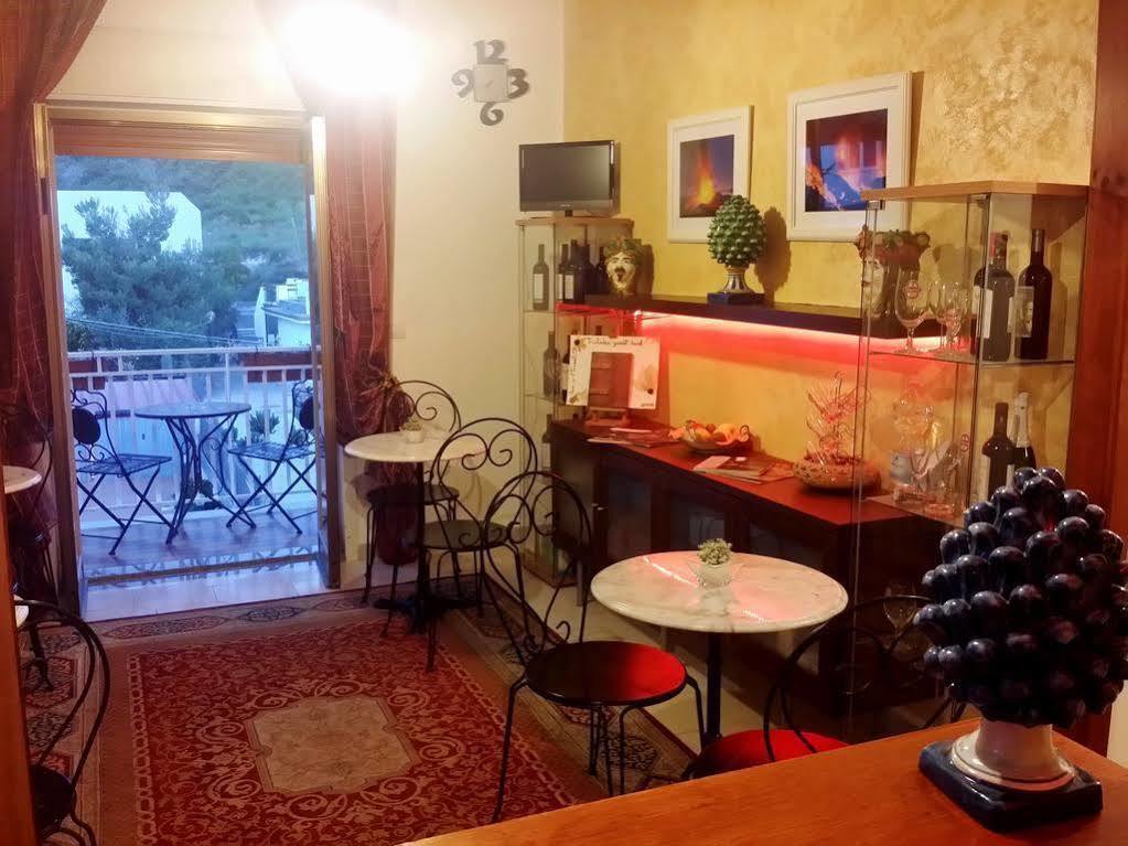 B&B Triskeles Giardini-Naxos Kültér fotó