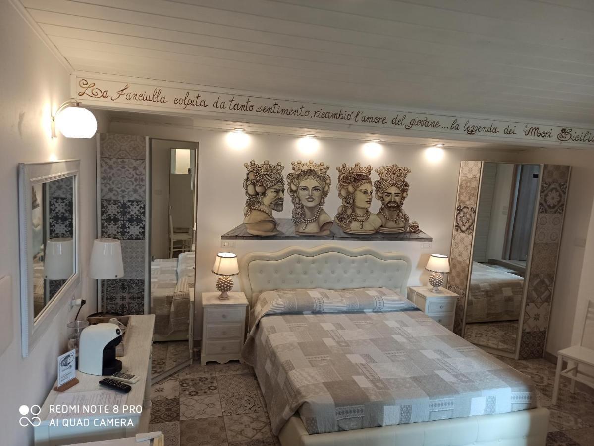 B&B Triskeles Giardini-Naxos Kültér fotó